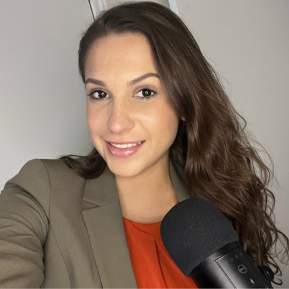 Meet your Posher, Stephanie - Picture 1 of 1